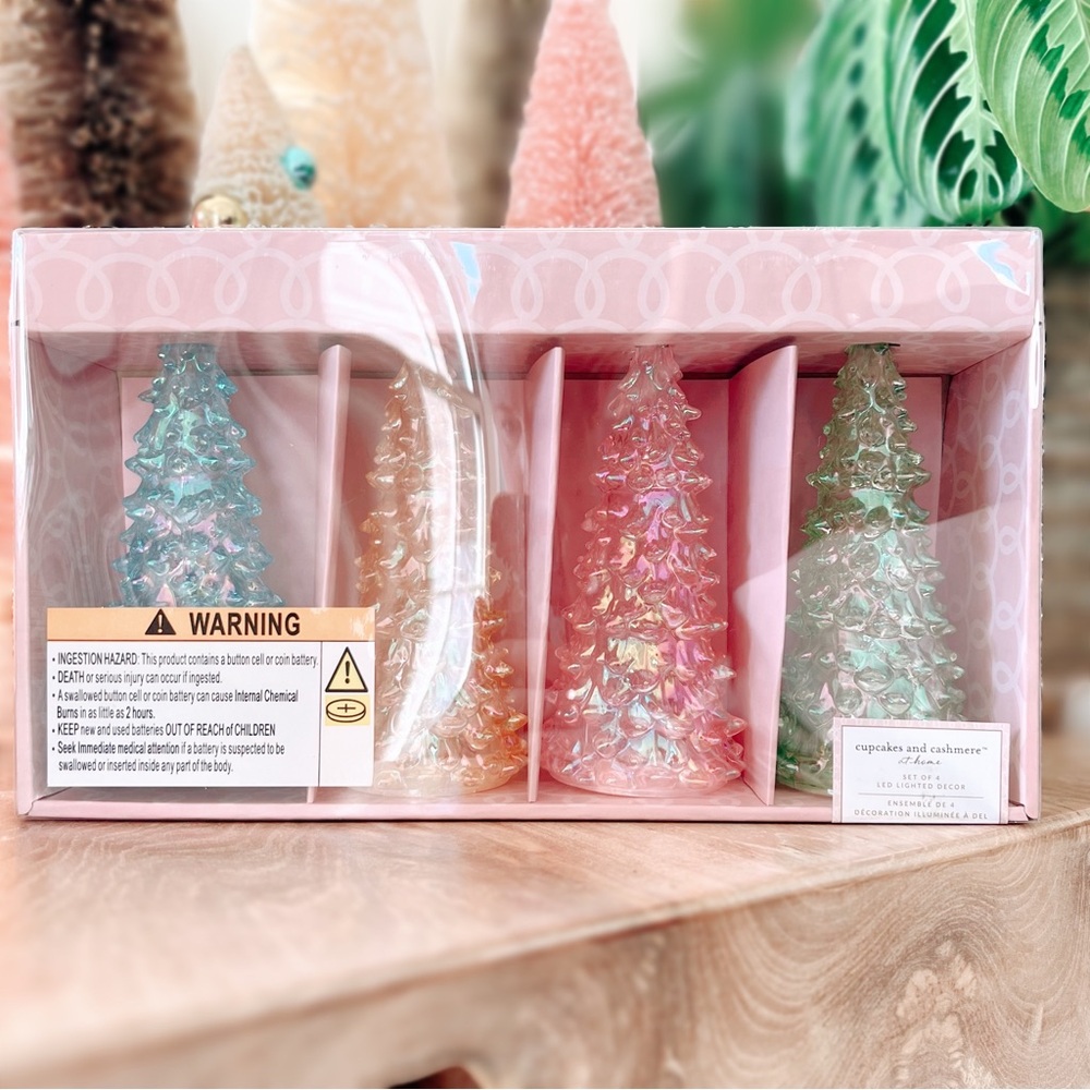 Cupcakes & Cashmere Iridescent Pastel Acrylic LED Christmas Tree Set - Picture 1 of 9